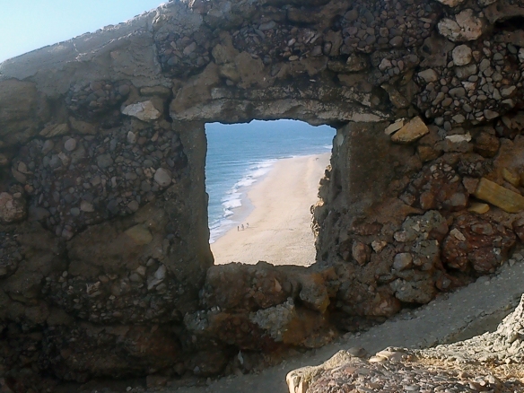 Nazaret: Vista de la Playa no Masificada